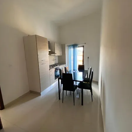 St Orsola * Victoria